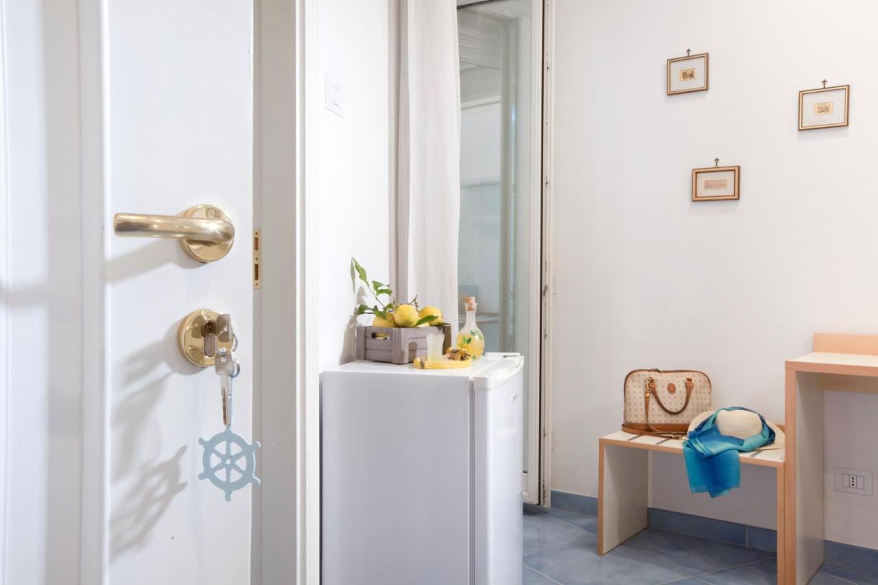 Apartamento Cafiero Flat Península Sorrentina Exterior foto