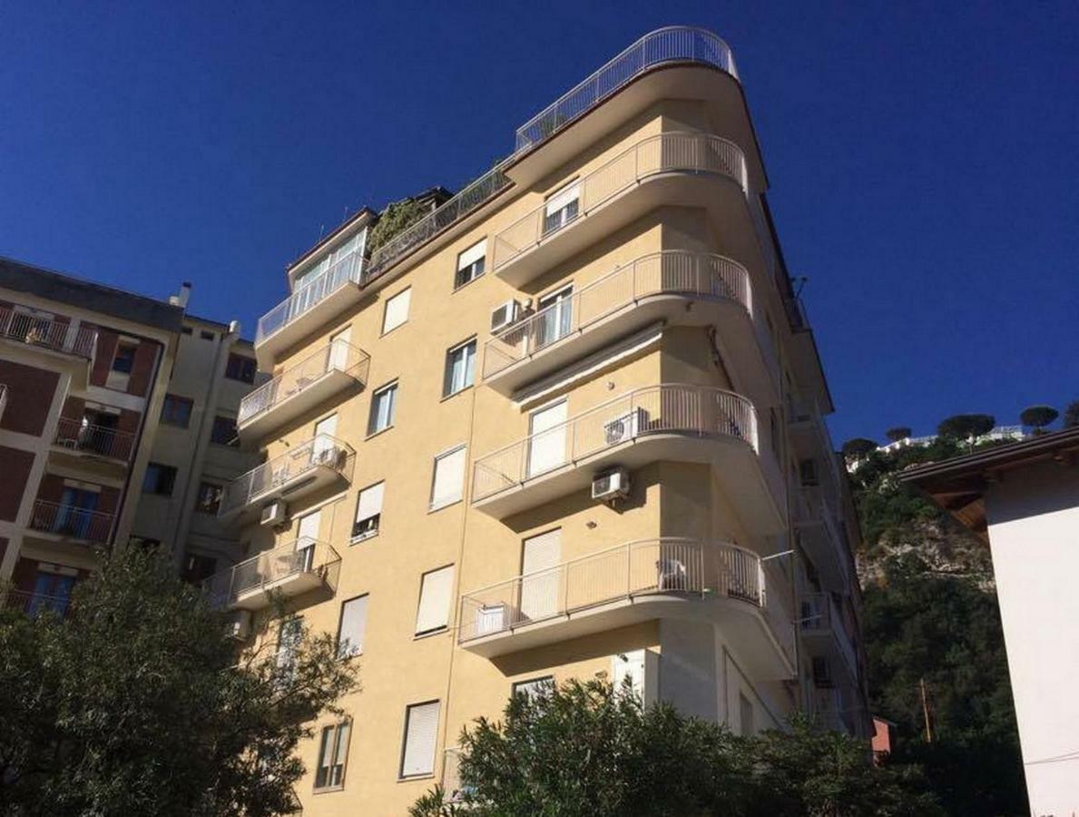 Apartamento Cafiero Flat Península Sorrentina Exterior foto
