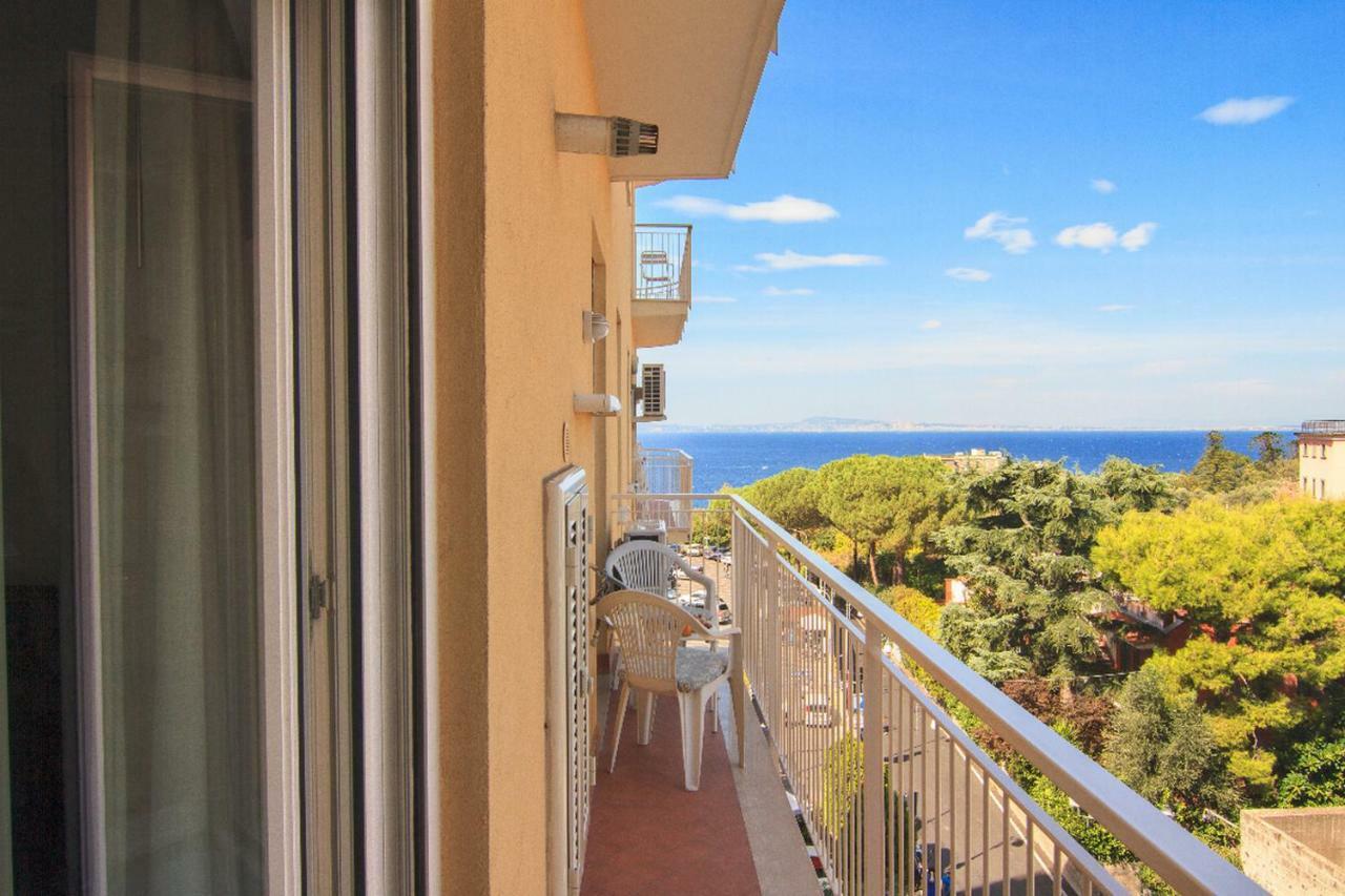 Apartamento Cafiero Flat Península Sorrentina Exterior foto